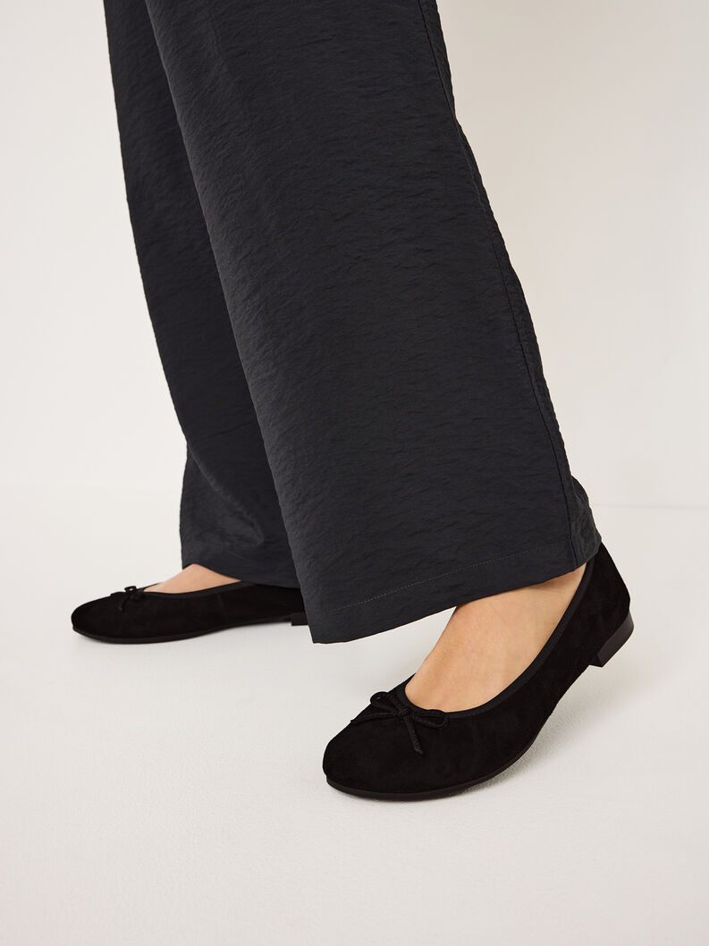 Ballerine en cuir - noir, BLACK, hi-res