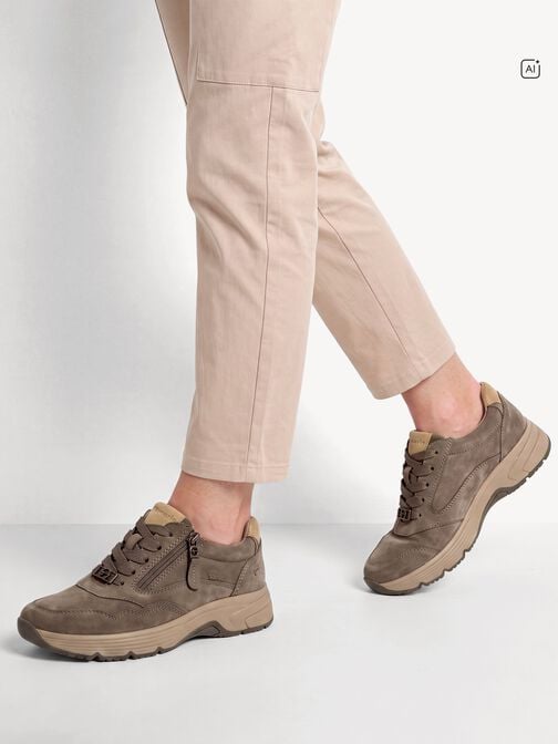 &Alpha;&theta;&lambda;&eta;&tau;&iota;&kappa;ά &pi;&alpha;&pi;&omicron;ύ&tau;&sigma;&iota;&alpha;, TAUPE SUEDE, hi-res