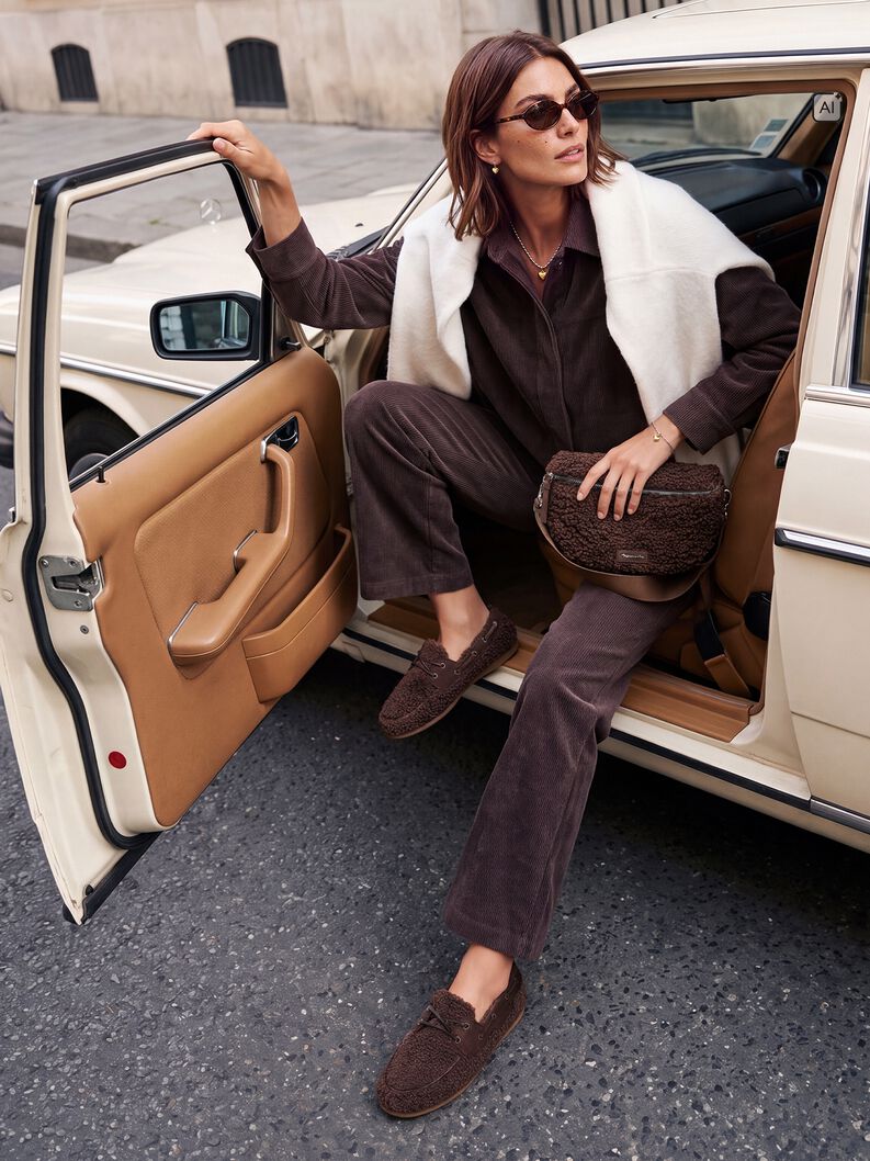 Moccassin, MOCCA, hi-res