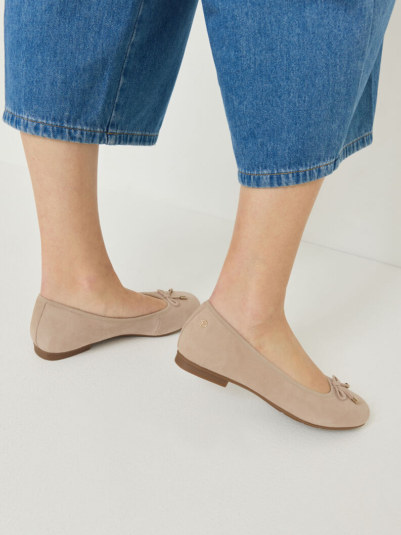 &Mu;&pi;&alpha;&lambda;&lambda;&alpha;&rho;ί&nu;&alpha; - &mu;&pi;&epsilon;&zeta;, BEIGE SUEDE, hi-res