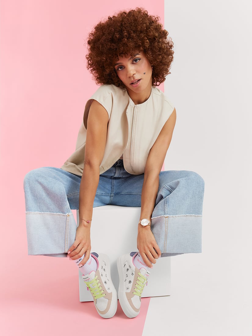 Retro Sneaker Look, , hi-res